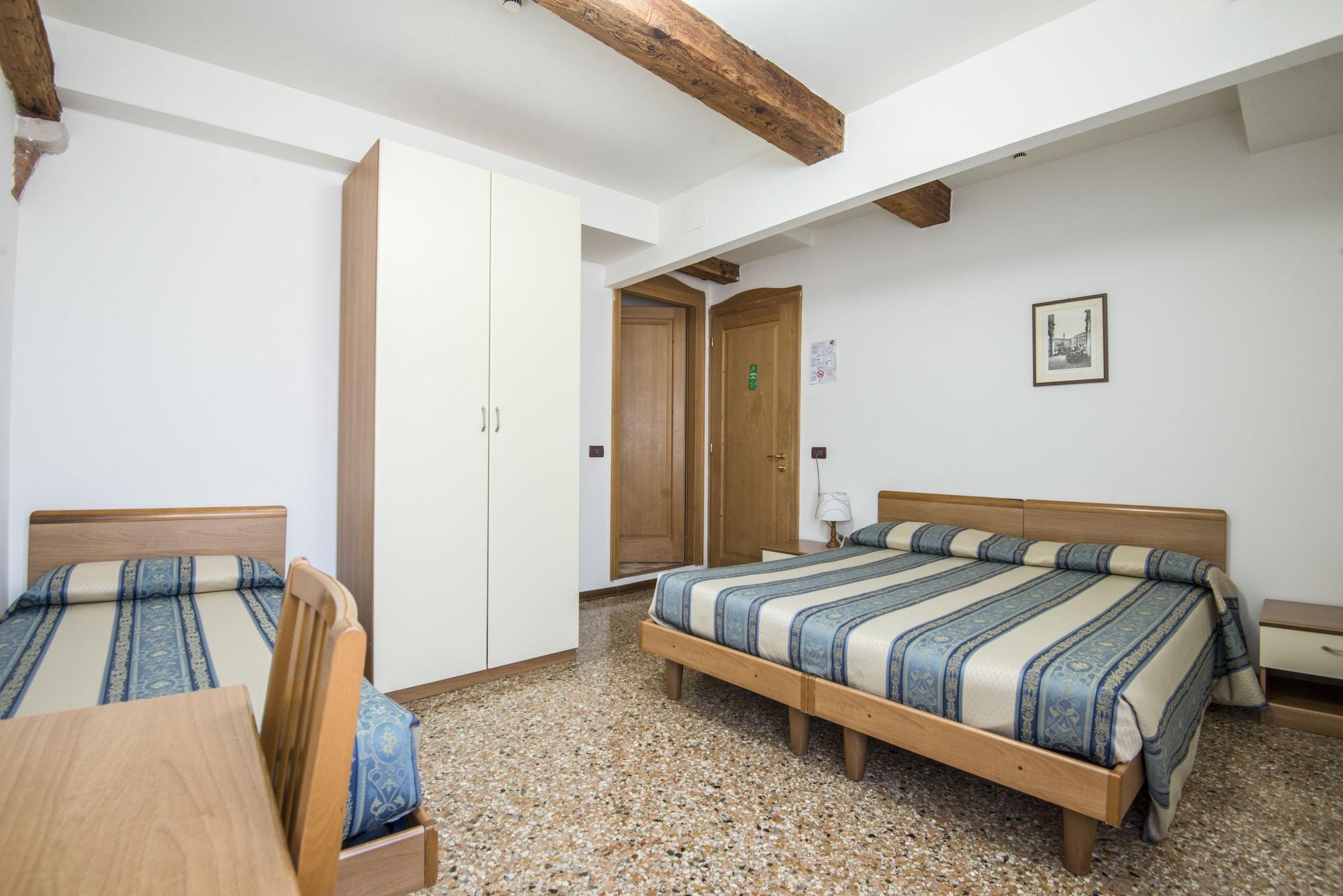 Casa Sant'Andrea Bed and Breakfast Venetië Buitenkant foto