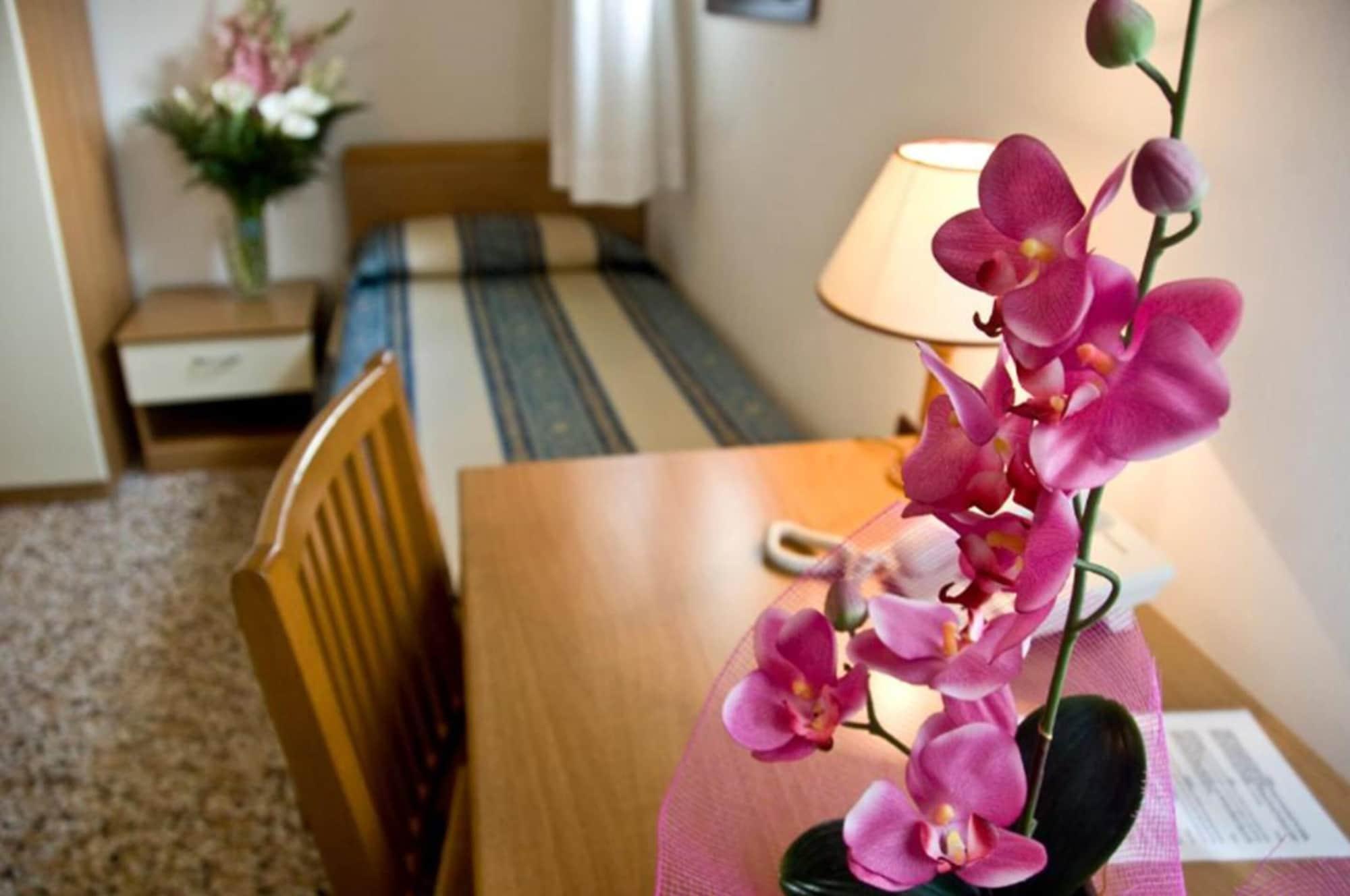 Casa Sant'Andrea Bed and Breakfast Venetië Buitenkant foto