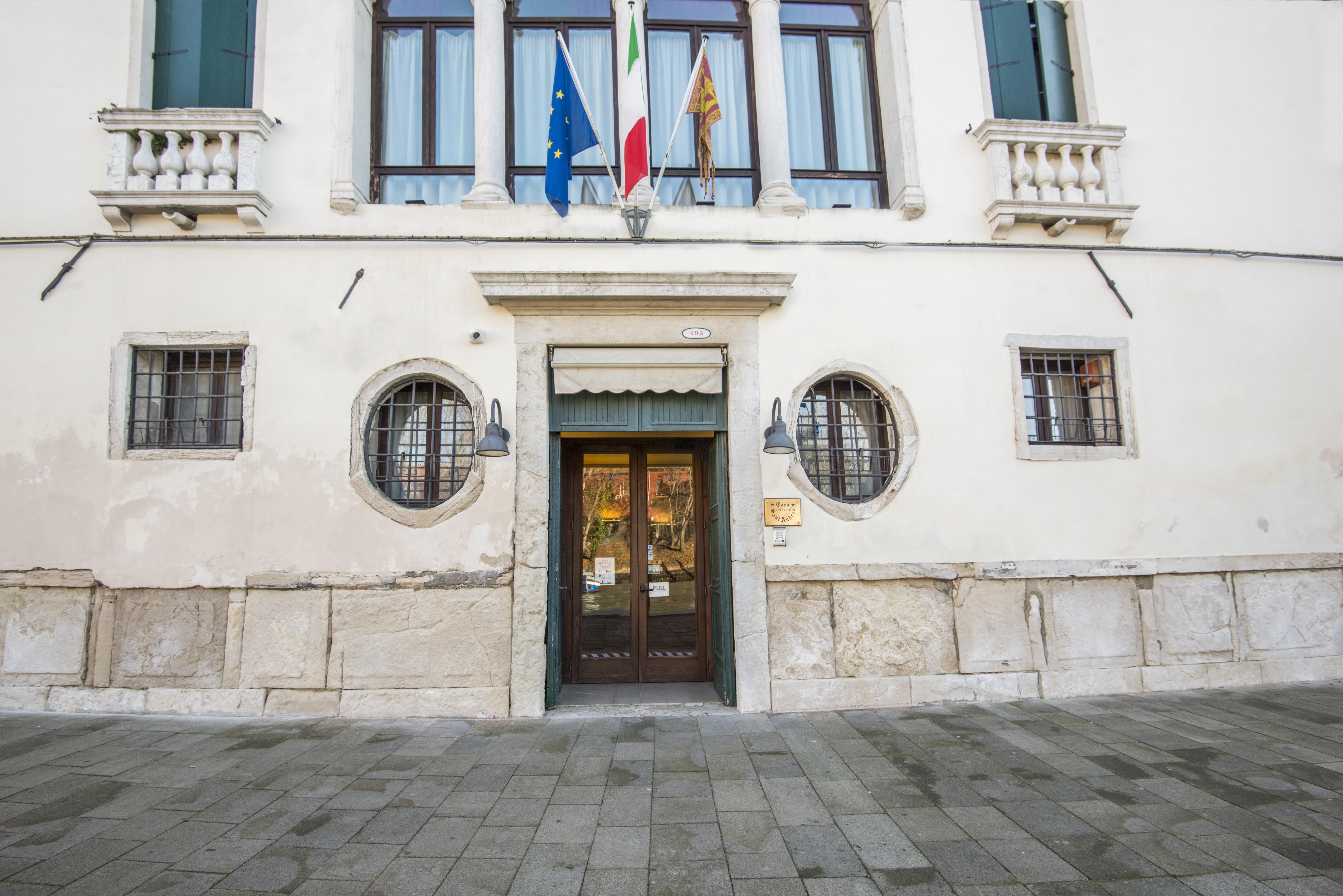 Casa Sant'Andrea Bed and Breakfast Venetië Buitenkant foto