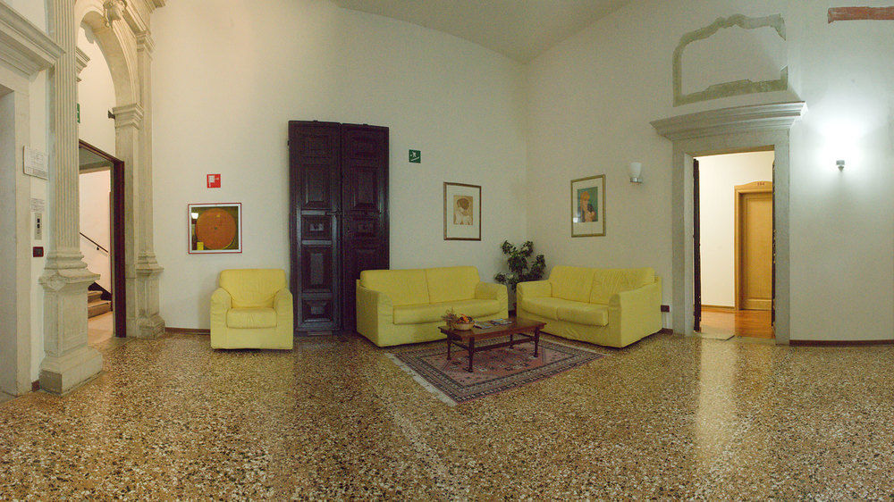 Casa Sant'Andrea Bed and Breakfast Venetië Buitenkant foto